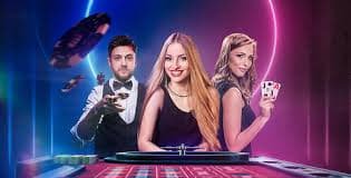Tabel pembayaran Caribbean Stud Poker di cina778 menampilkan peringkat tangan dan pembayaran